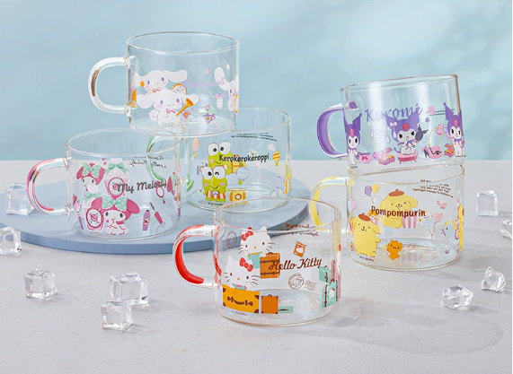 Decorative borosilicate water cup
